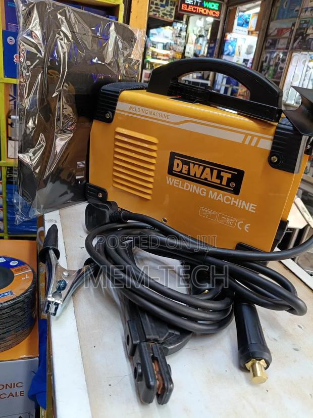 Dewalt 500amp Welding Machine - main view