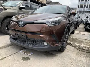 Toyota C-HR 2017 Brown