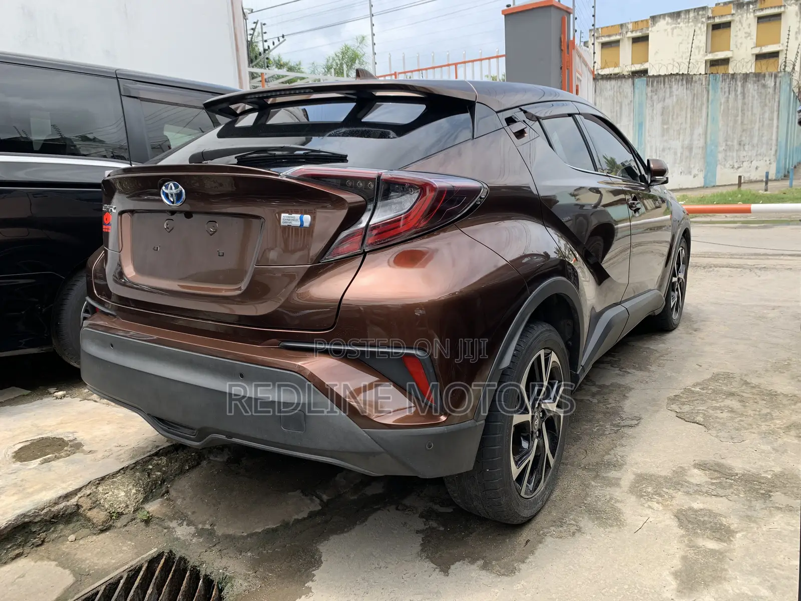Toyota C-HR 2017 Brown