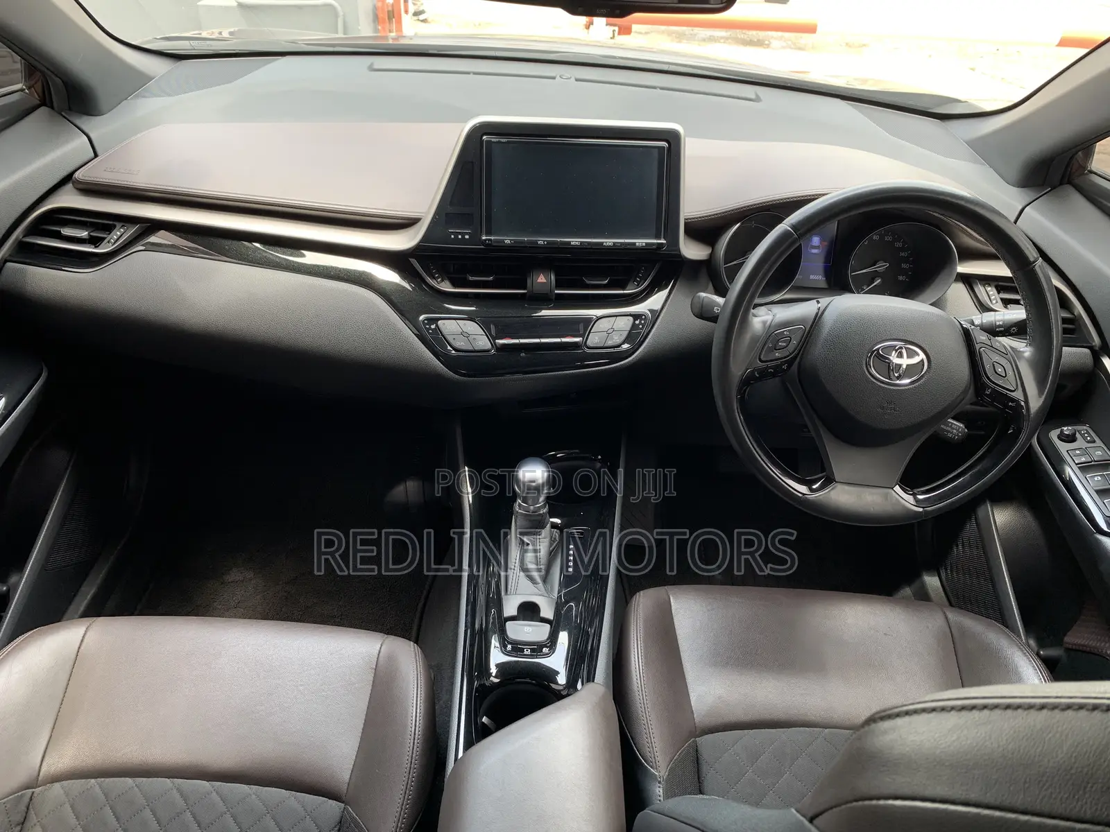 Toyota C-HR 2017 Brown