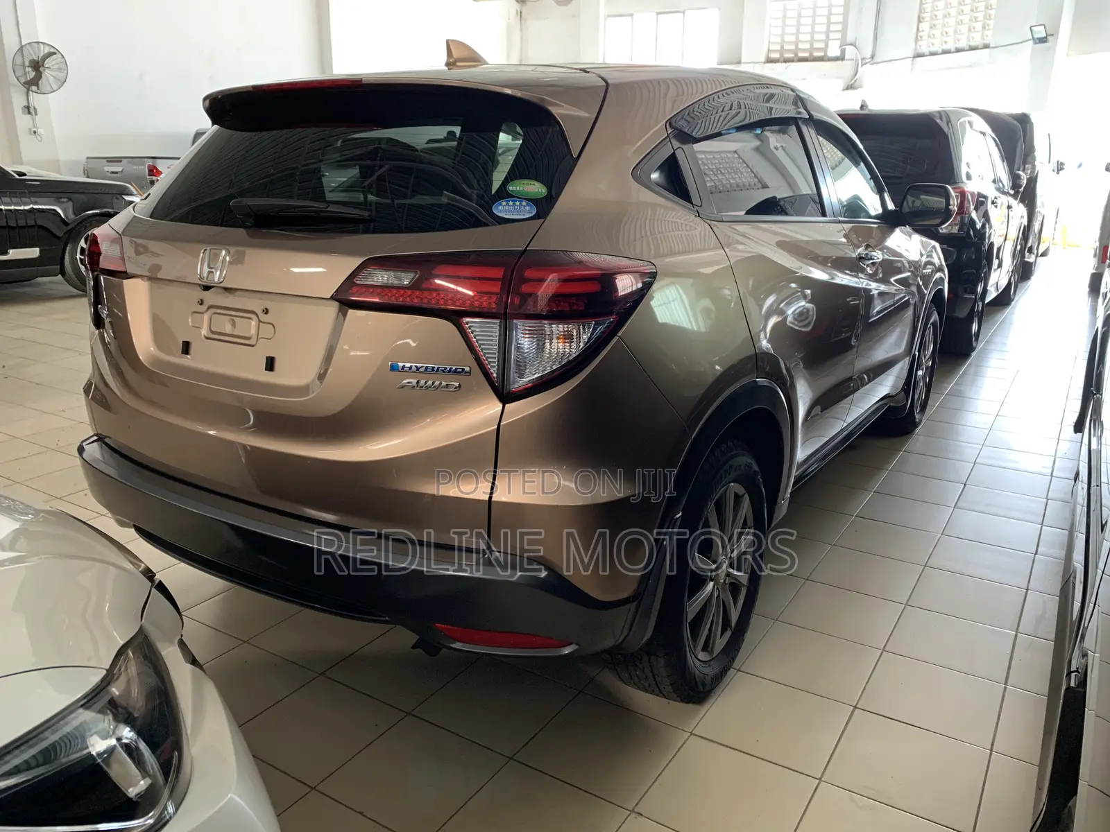 Honda Vezel 1.5 Hybrid 2WD 2017 Gold