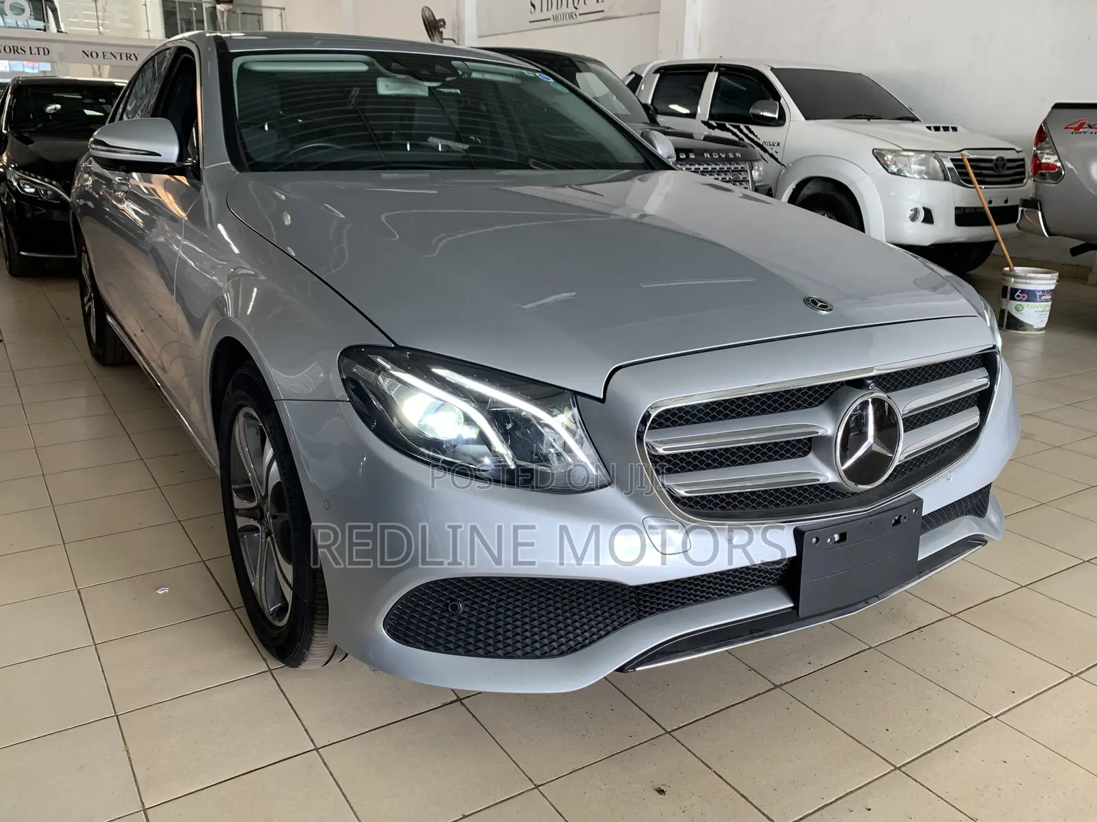 Mercedes-Benz E200 2017 Silver