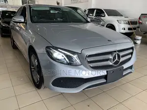 Mercedes-Benz E200 2017 Silver
