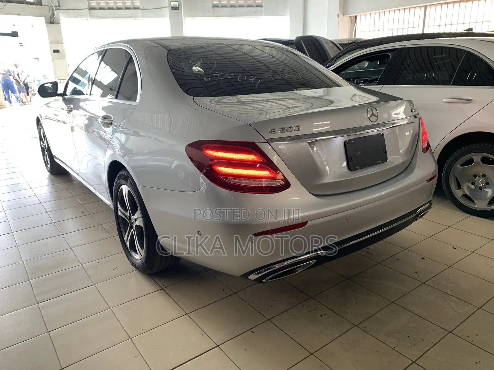Mercedes-Benz E200 2017 Silver