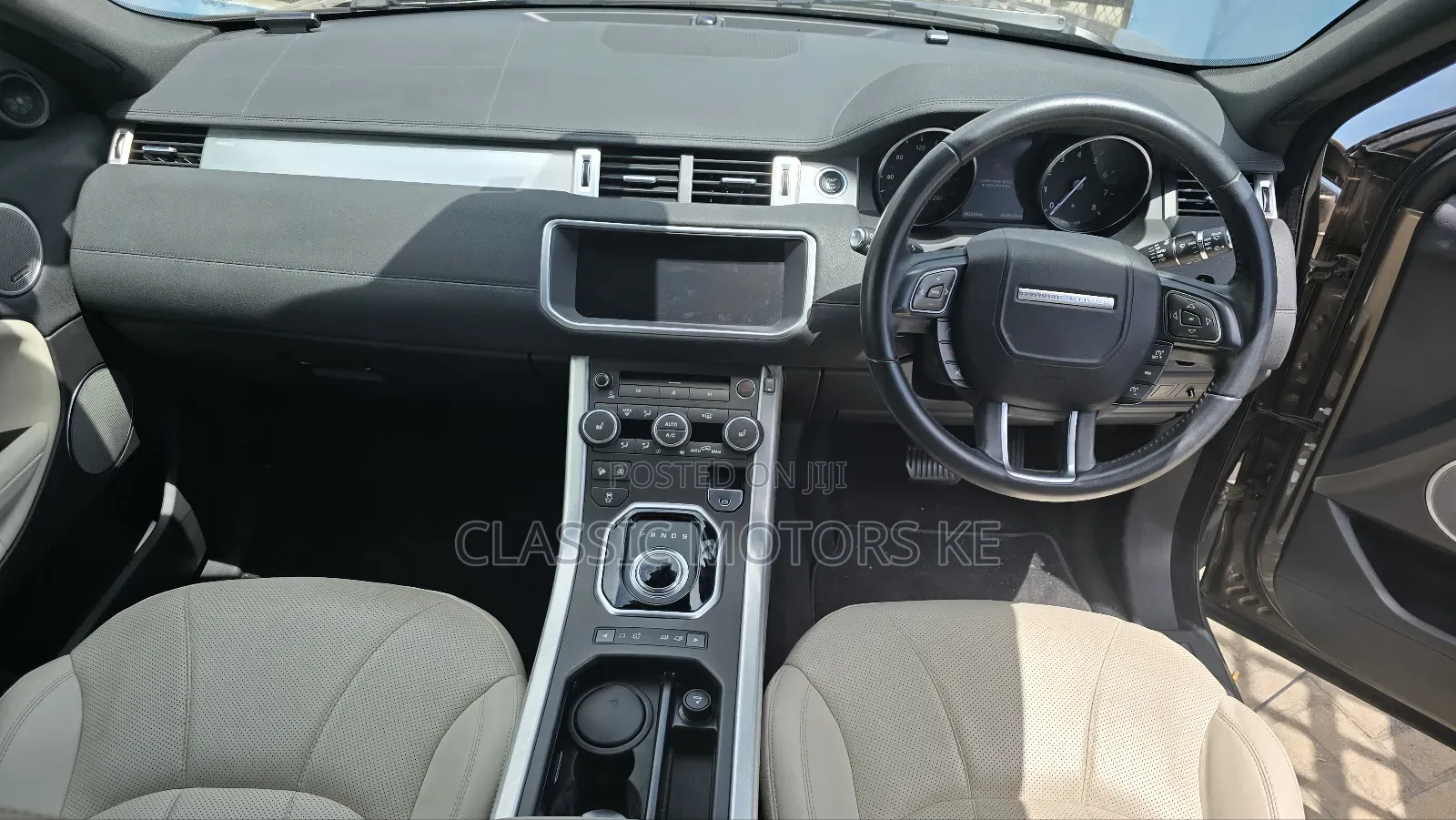 Land Rover Range Rover Evoque HSE Dynamic 4x4 5-Door 2017 Gold