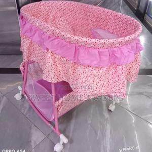 Baby Bassinet - thumbnail 2