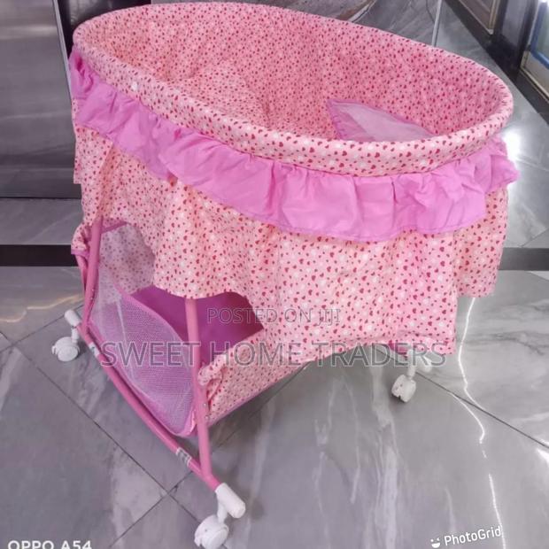 Baby Bassinet - main view