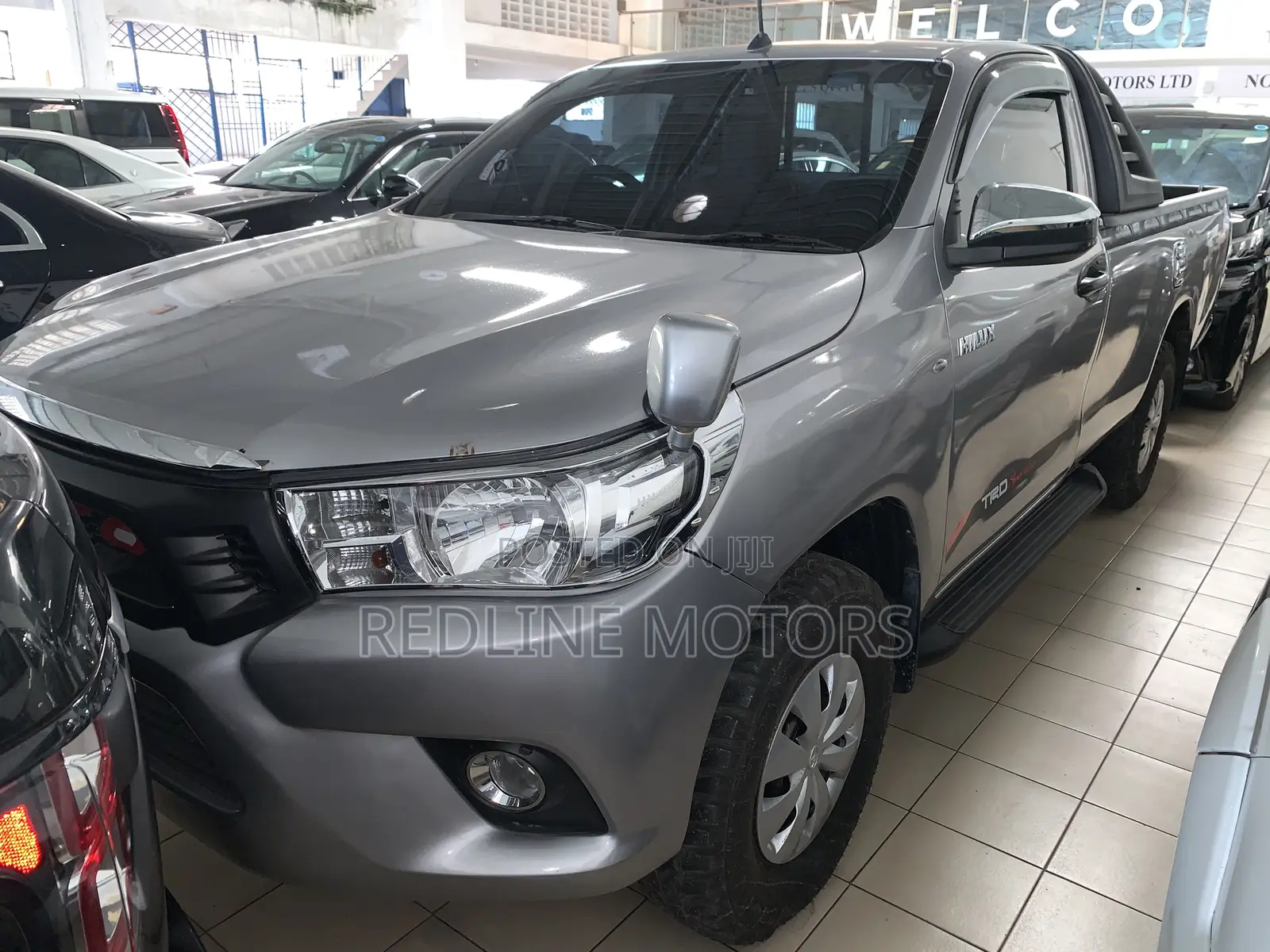 Toyota Hilux 2018 Silver
