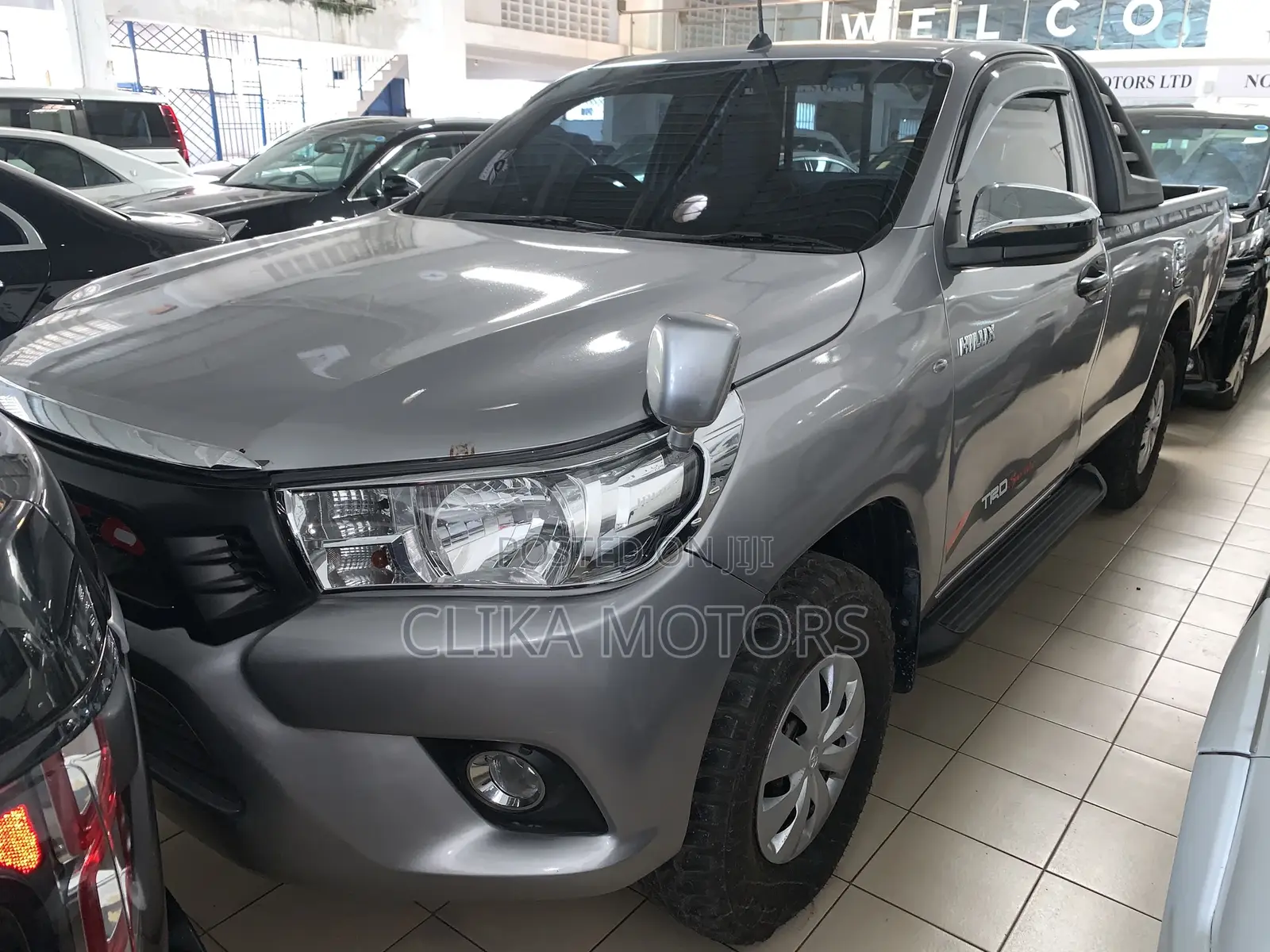Toyota Hilux 2018 Silver