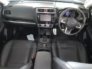 Subaru Outback 2.5i Limited AWD 2017 Matt Black