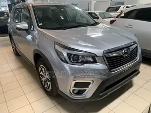 Subaru Forester 2.5i Limited AWD 2018 Silver