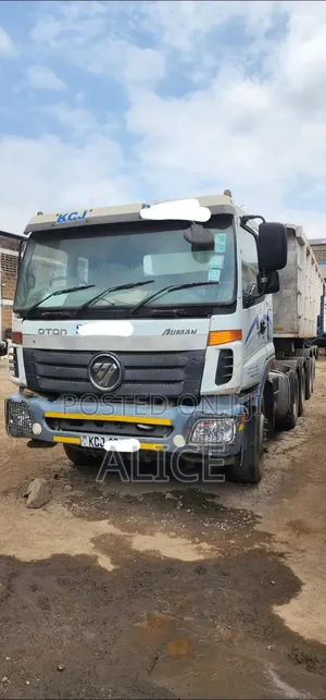 6X4 Foton Prime Mover