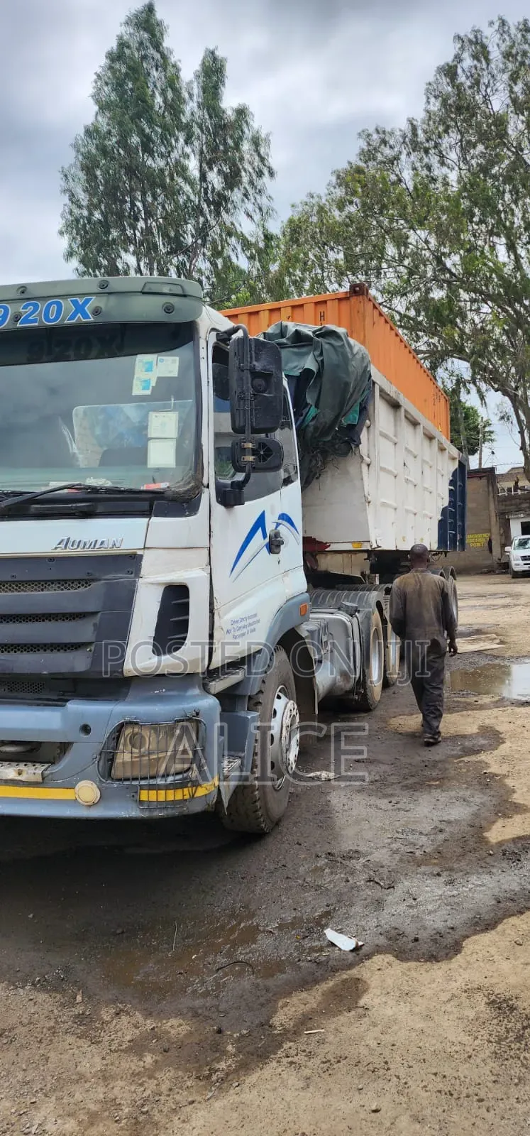 6X4 Foton Prime Mover
