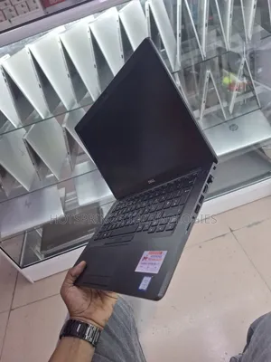 Laptop Dell Latitude 5400 8GB Intel Core I5 SSD 256GB