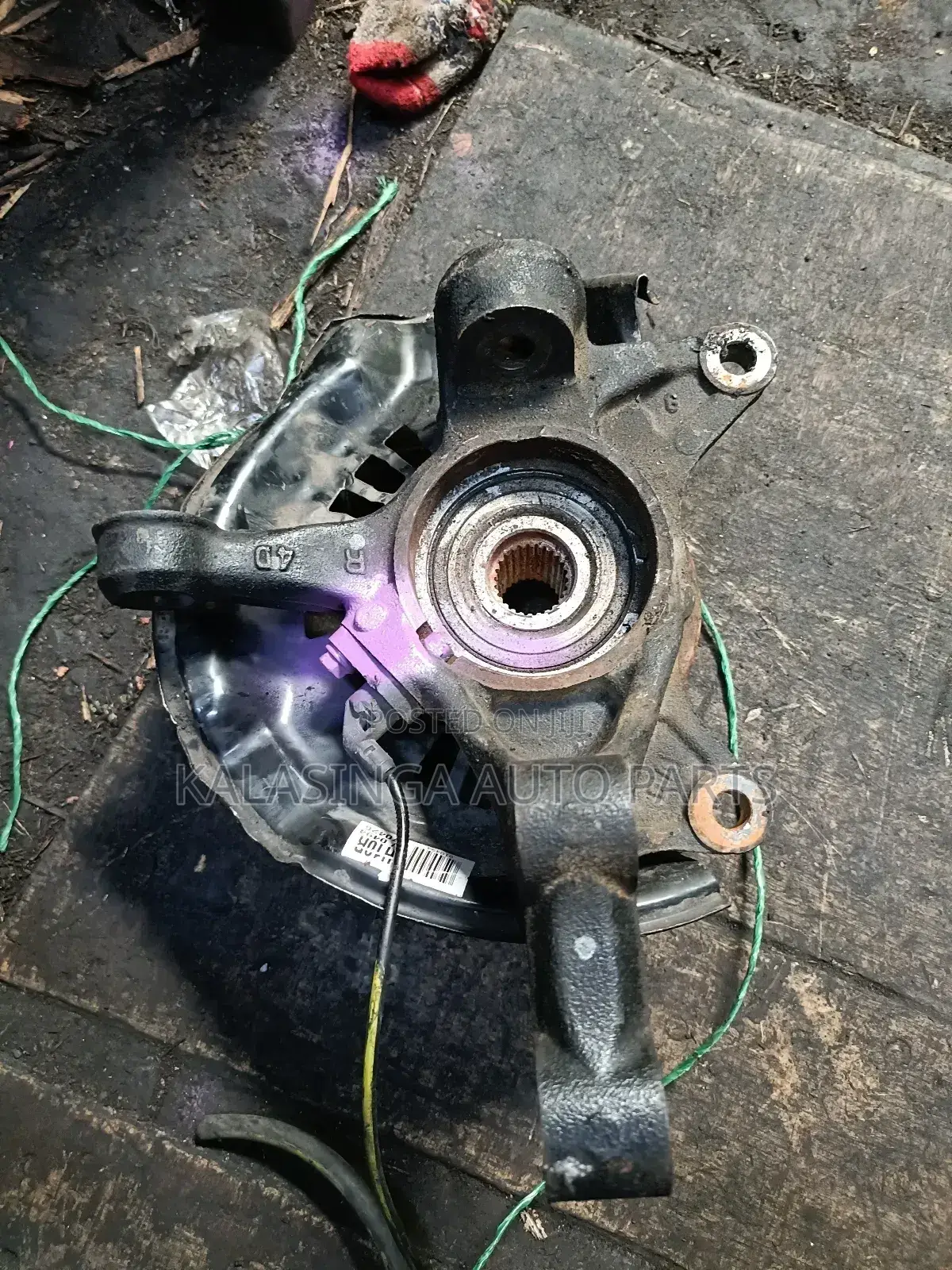 Noah Voxy Front Hub Bearing