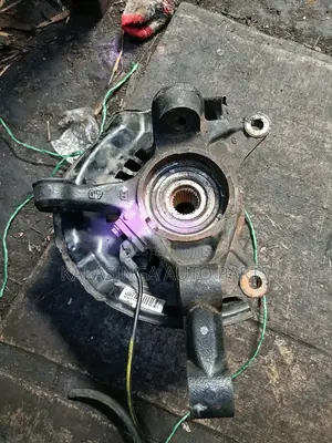 Noah Voxy Front Hub Bearing