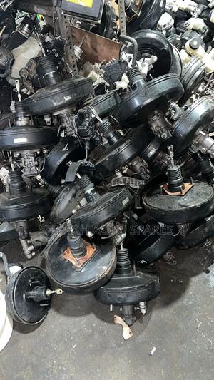 Brake Booster Plus Master Cylinder Toyota Hiace 7l