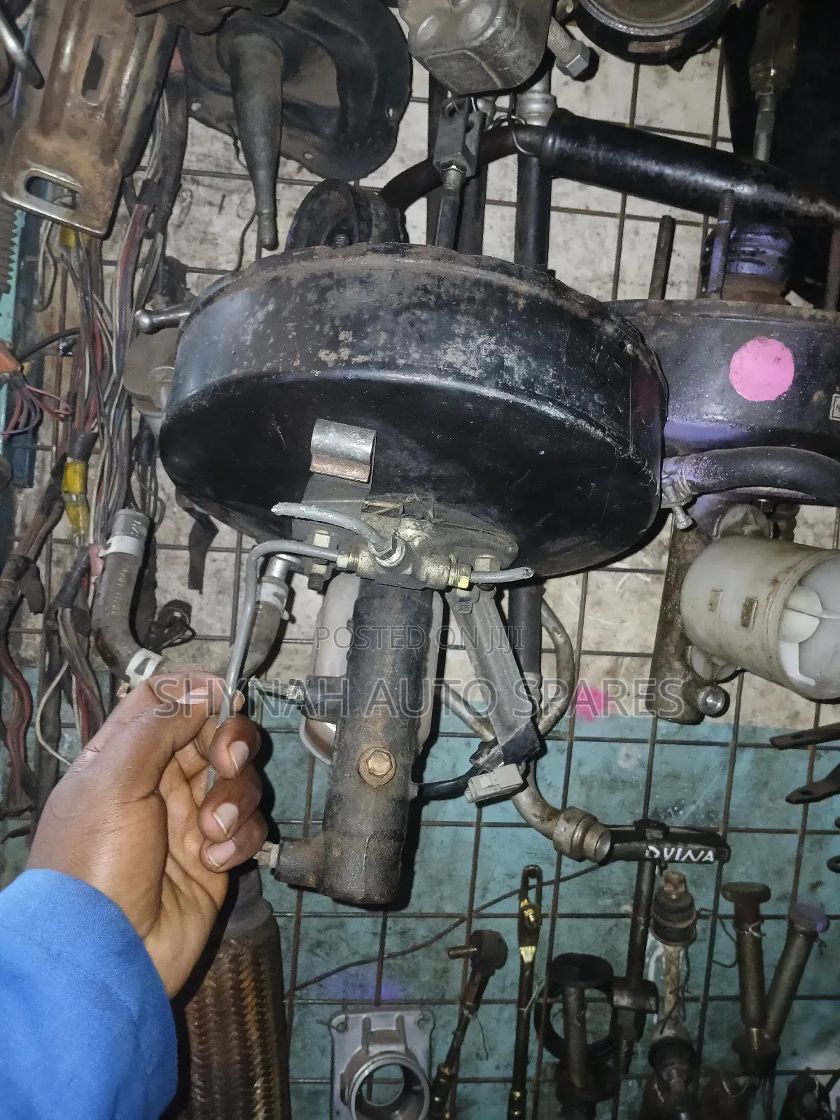 Brake Booster Plus Master Cylinder Toyota Hilux Yn55