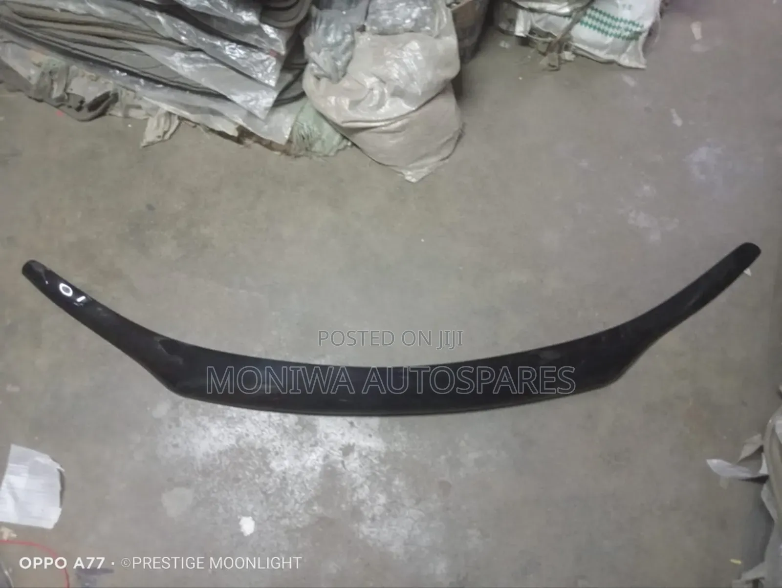Bonnet Mate for Toyota Hilux Revo