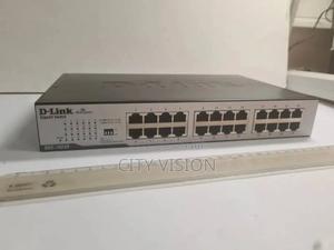 D-Link DGS-1024d 24-Port Gigabit Unmanaged Desktop/Rackmount - thumbnail 2