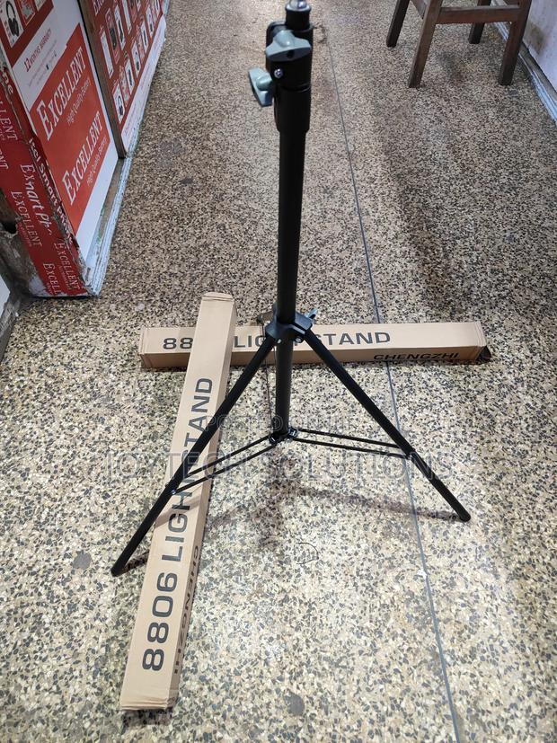 Light Stand 8806 2.1 Tripod Stand.