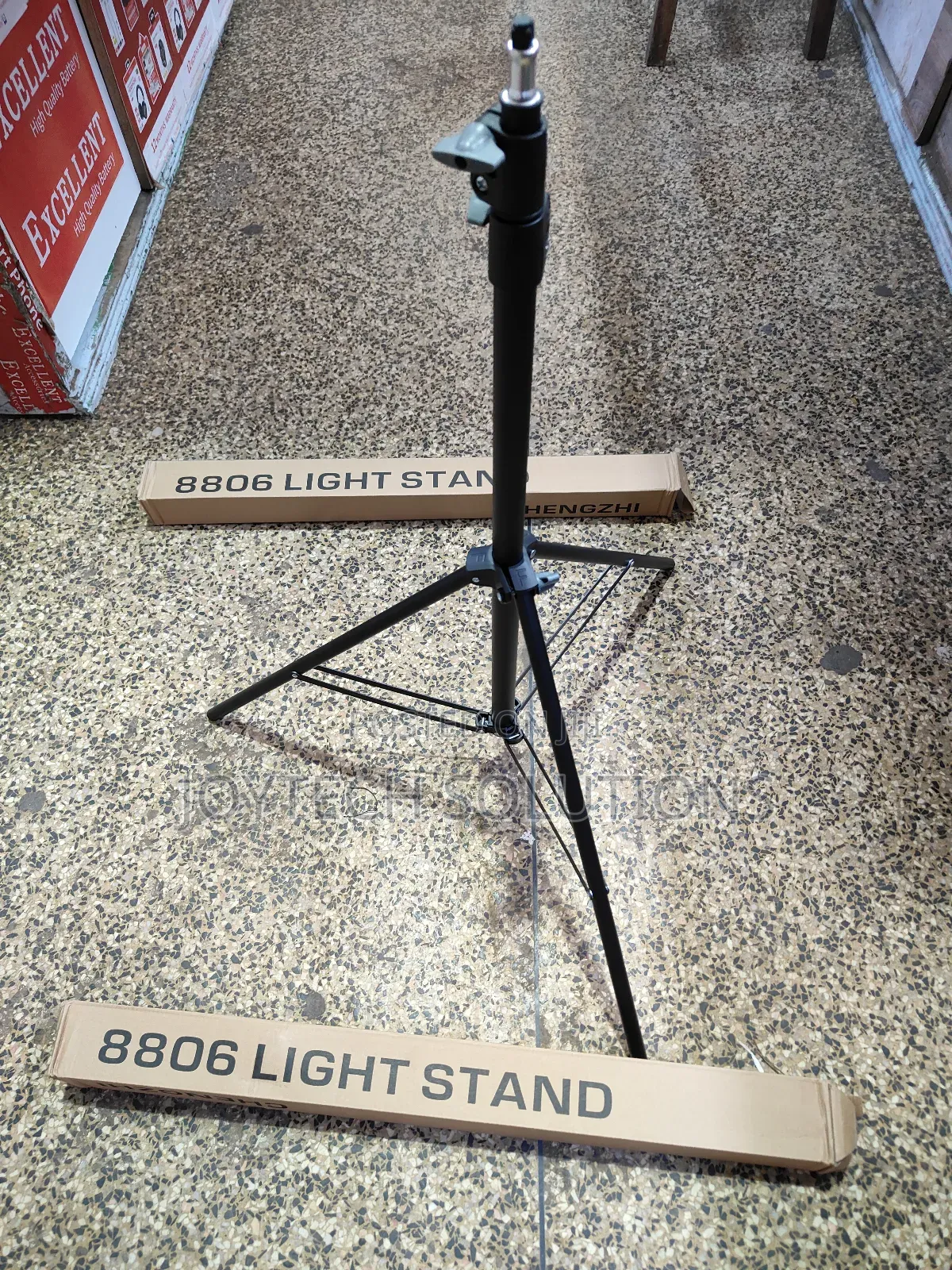 Stand : 8806 2.1 Meter Stand