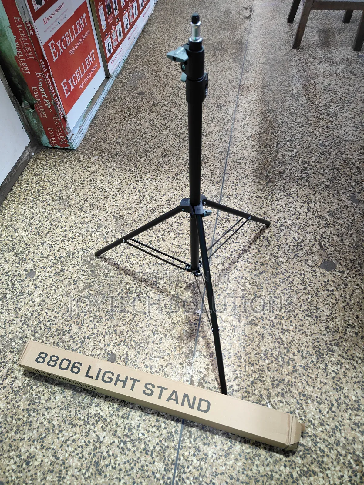 Stand : 8806 2.1 Meter Stand
