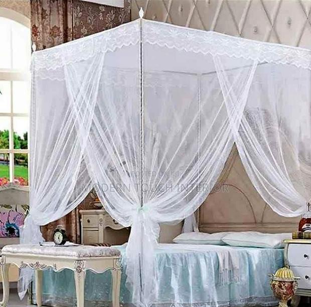 White 4 Stand Mosquito Nets
