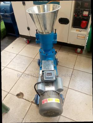 Home Animal Feed Pelletizer - thumbnail 2