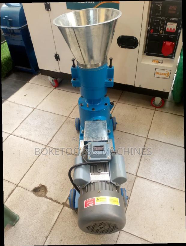 Home Animal Feed Pelletizer - main view