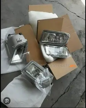 Toyota L-Touring Foglight