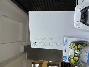 Ps5 Ex Uk 1 Pad and Free Pad Silicon Case .
