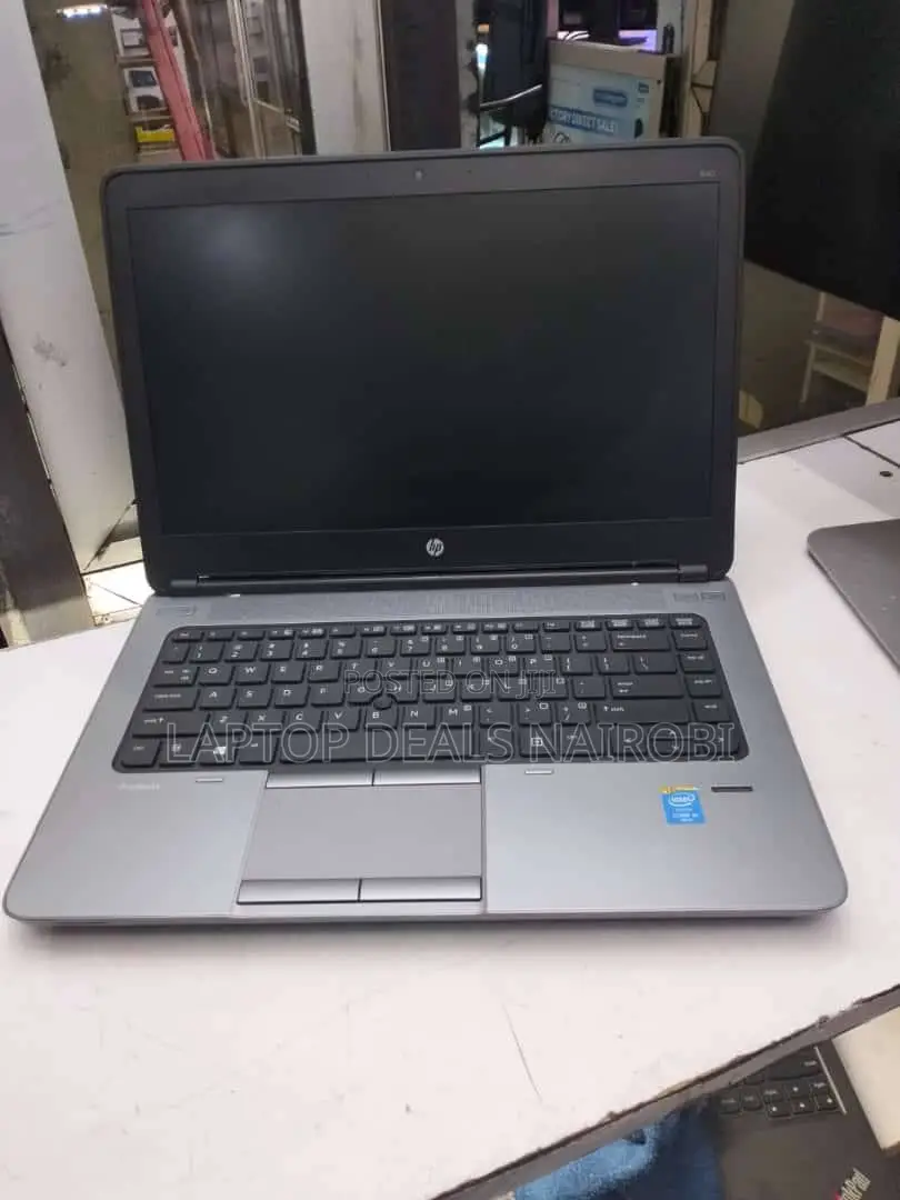 Laptop HP EliteBook 820 G3 4GB Intel Core I5 SSD 500GB