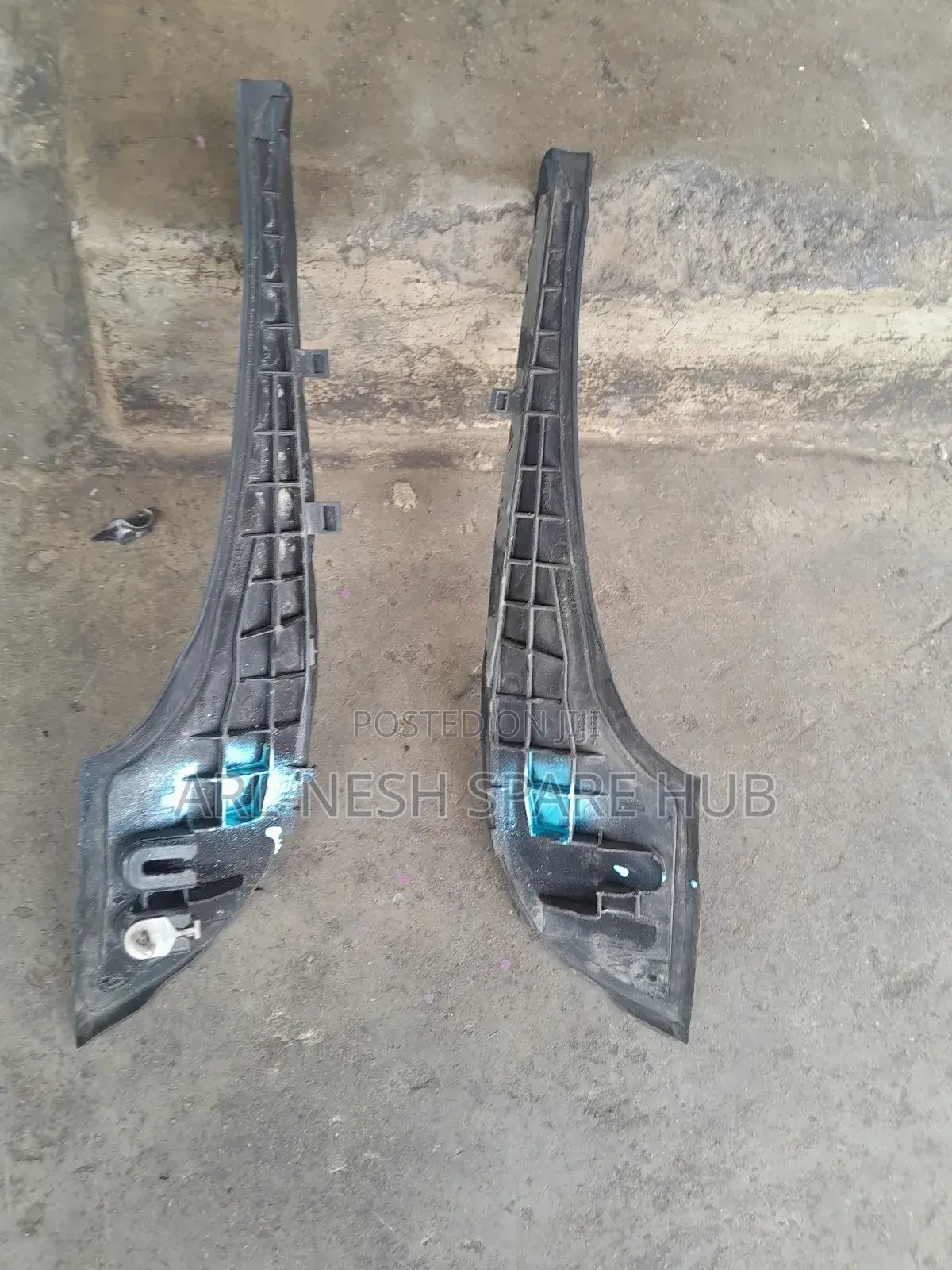 Toyota Wish 2014 Windscreen Finishers