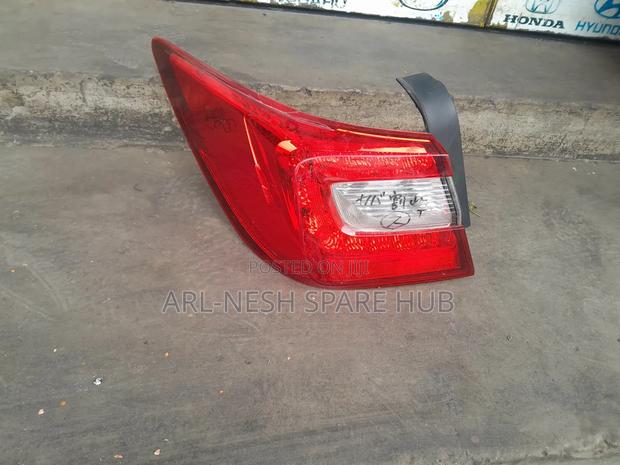 Subaru Legacy Bs9 Tail Light - thumbnail 2