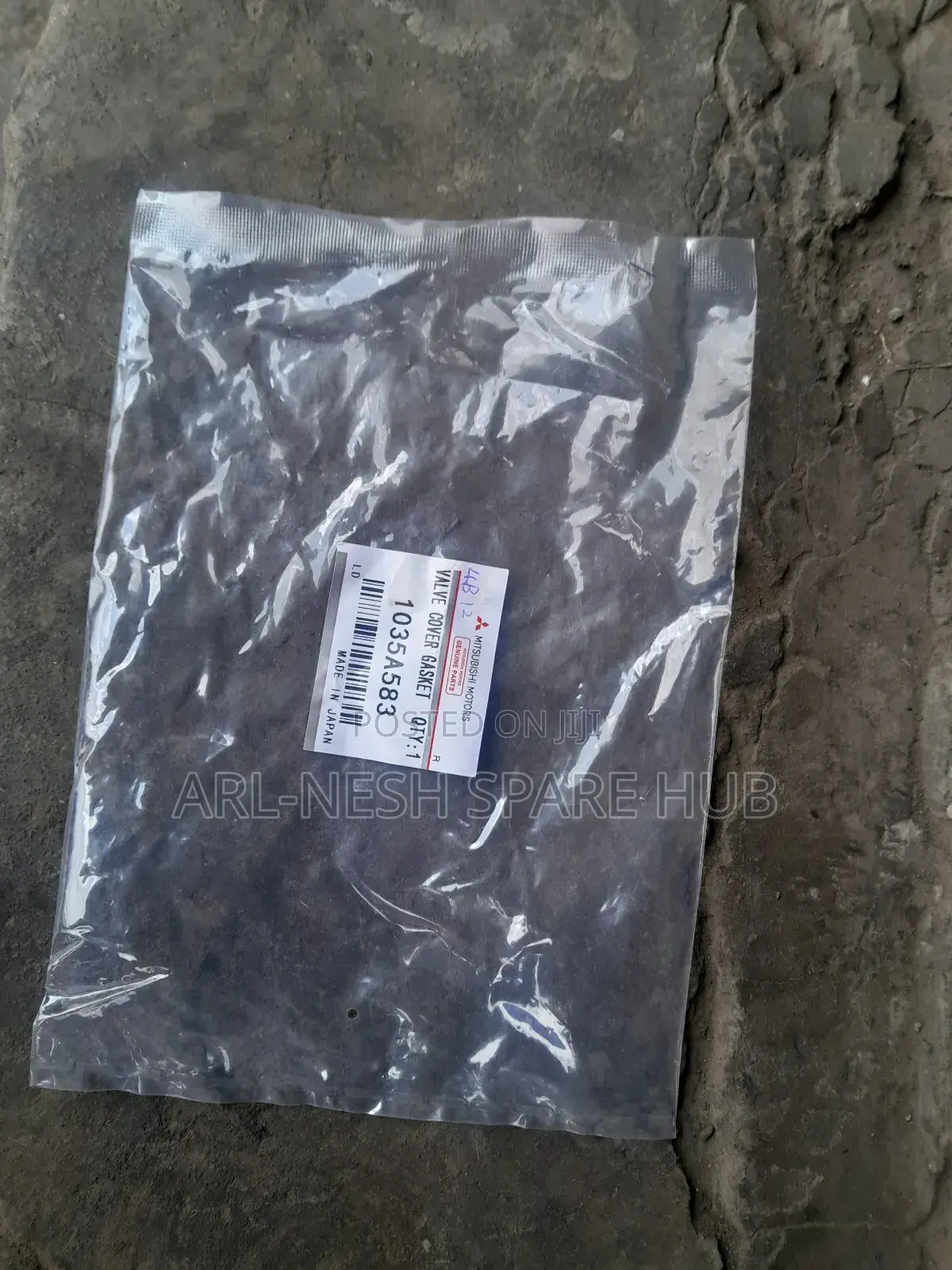 Mitsubishi 4B12 Engine Top Cover Seal