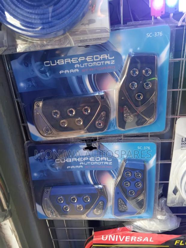 Universal Automatic Pedal Covers