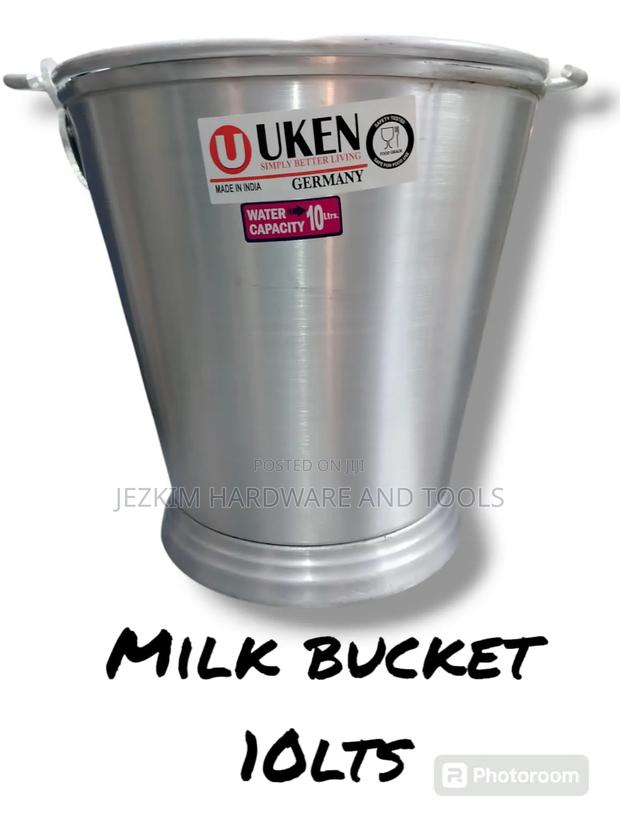 Milk Bucket 10ltrs - main view