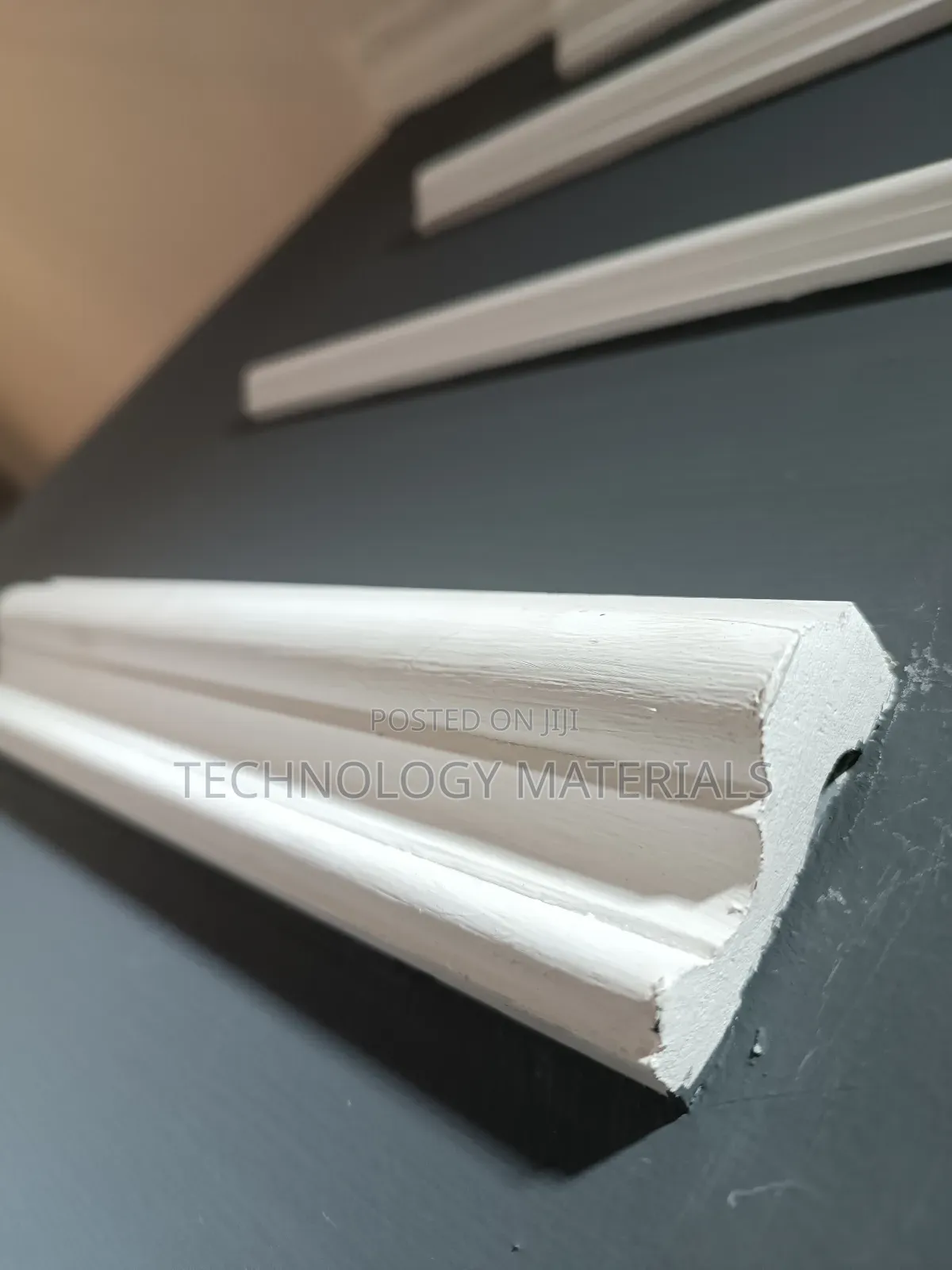 Chair Rail PU Wainscot