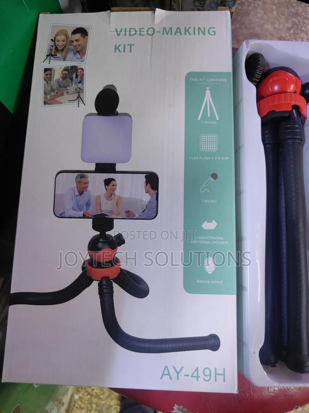 Table Stand Vedio Making Tripod Stand With Microphone. - thumbnail 2