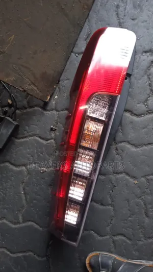 Noah 2015-2018 Taillights