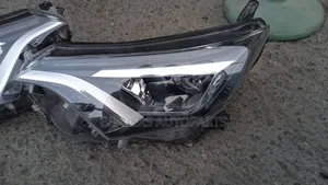 Rav 4 2017-2020 Headlights