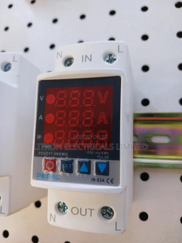 Ampere Voltage Display AVS