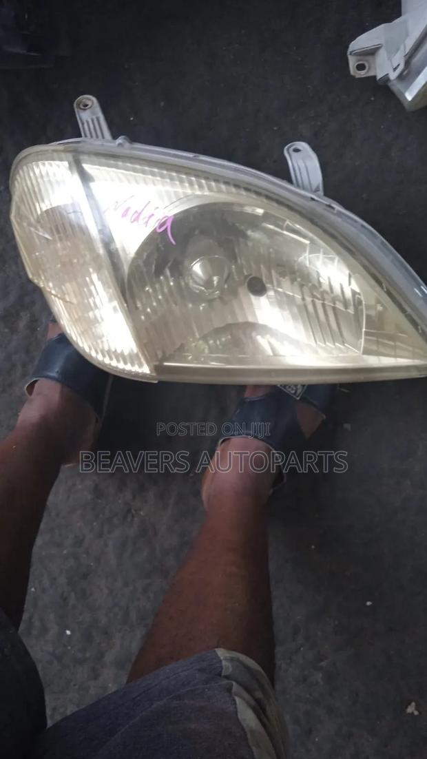 Toyota Nadia and Headlight