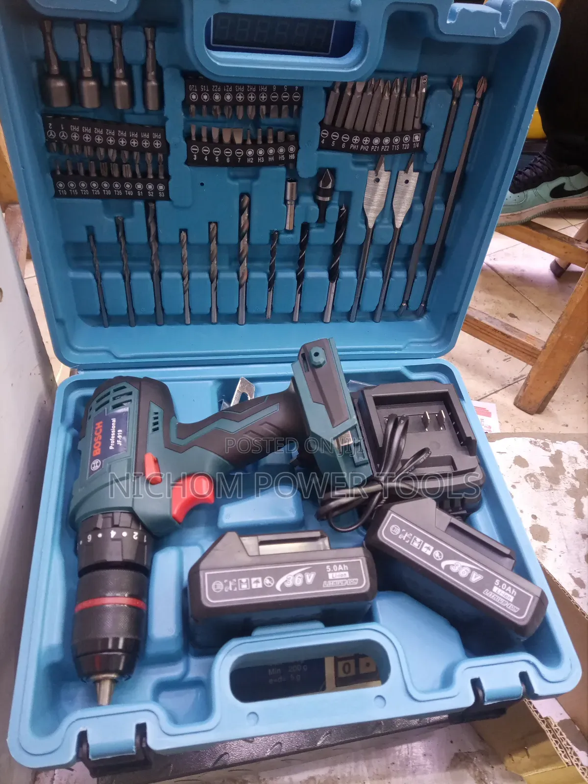 Durable 36v Bosch Cordless Impact/Hammer Drill