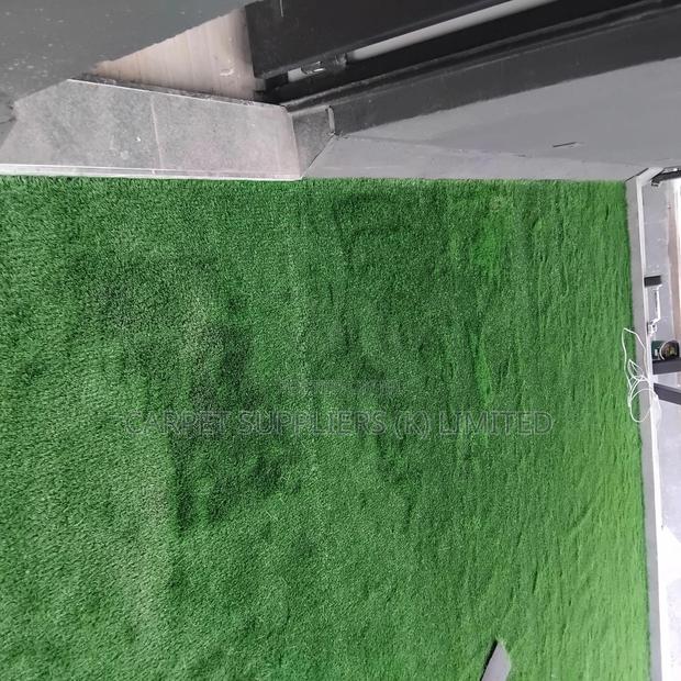 Executivegrass Carpet1 - main view