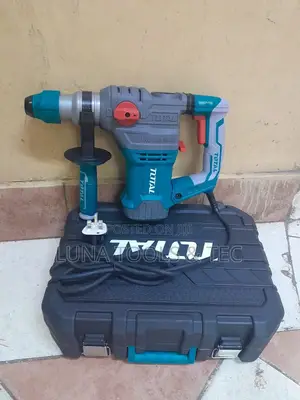 Electric Use 1500w Rotary Hammer.