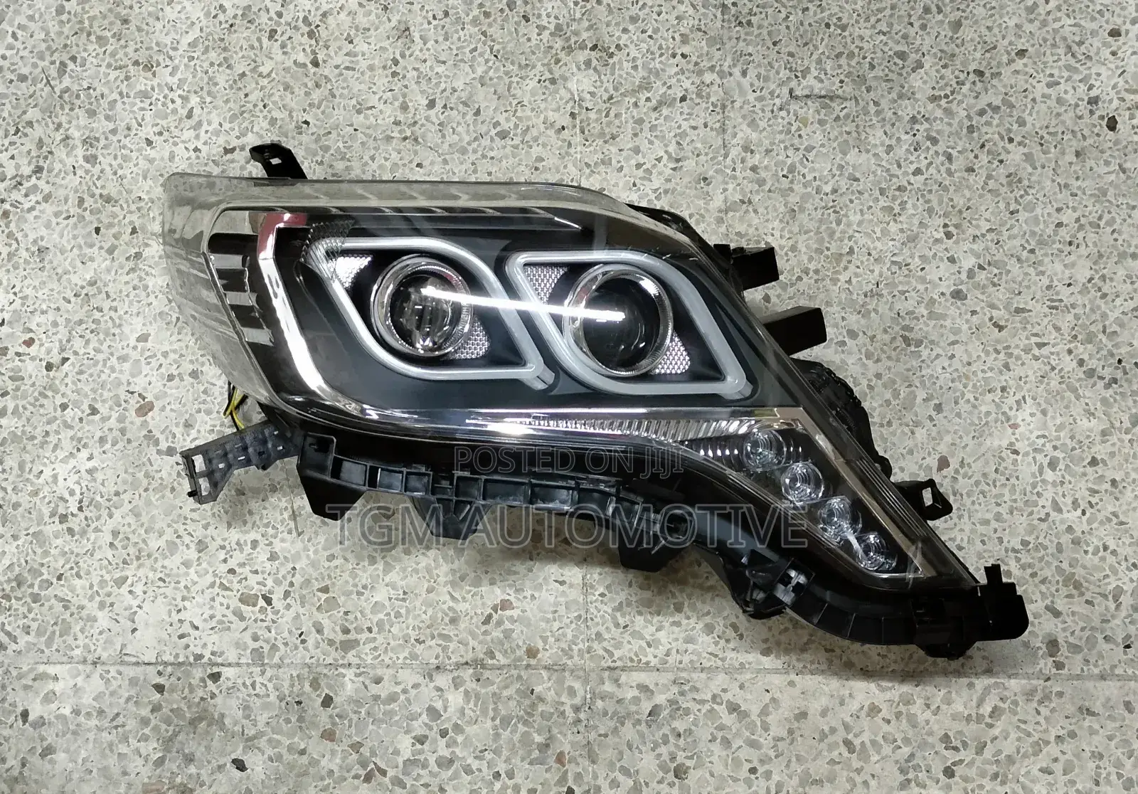 Prado 150 Head Lamp Aftermarket Design