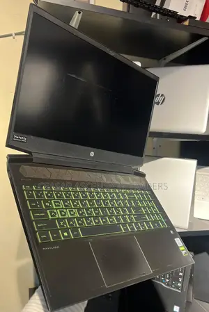 Laptop HP Pavilion 17 16GB Intel Core I7 SSD 512GB