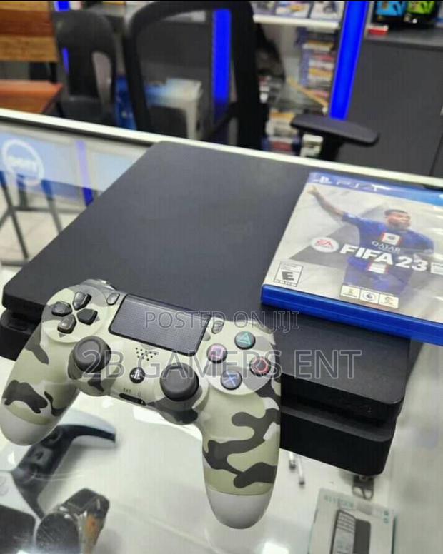 Ps4 Slim, Fifa23 Cd - main view